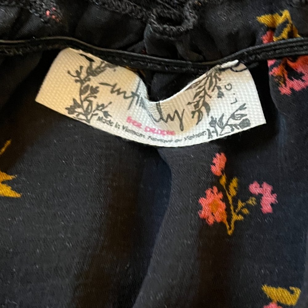 Intimately Free People Black Sheer Floral Ruffle Square Neck Bodysuit Sz Large - Picture 5 of 6